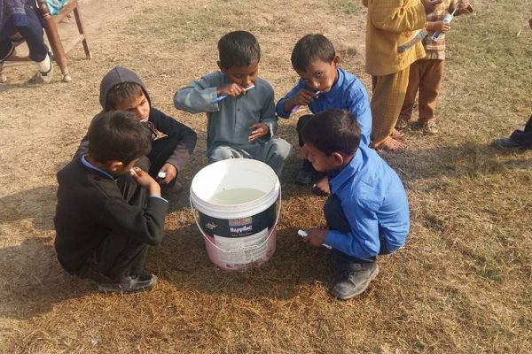 15492384_448125908881445_641408053965091232_n